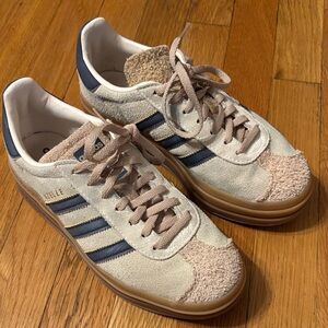 Adidas Women's Cream and Navy Athletic Shoes